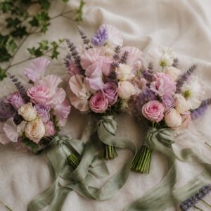 Bridesmaid Posies — 伴娘小花束